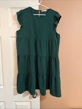 Emerald Green Tiered Ruffle Sleeve Dress